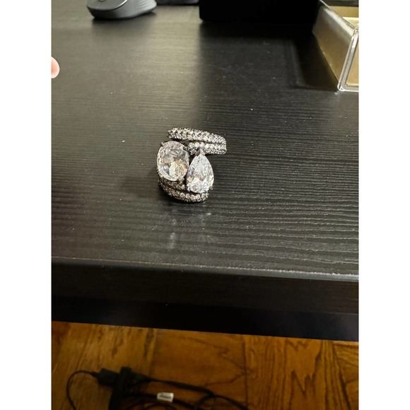 Double Stone ring size 8 - Picture 1 of 5